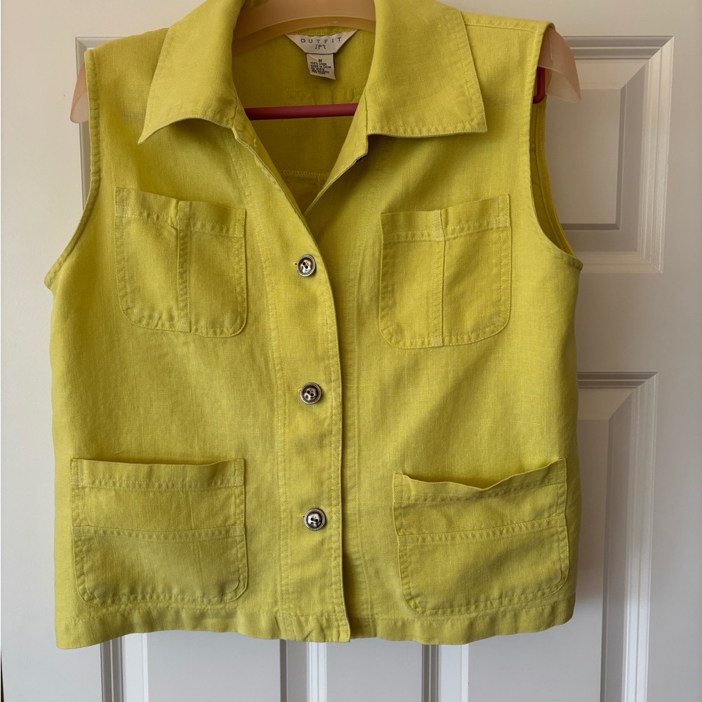 Chic Lime/Yellow Vest by Outfit JPR